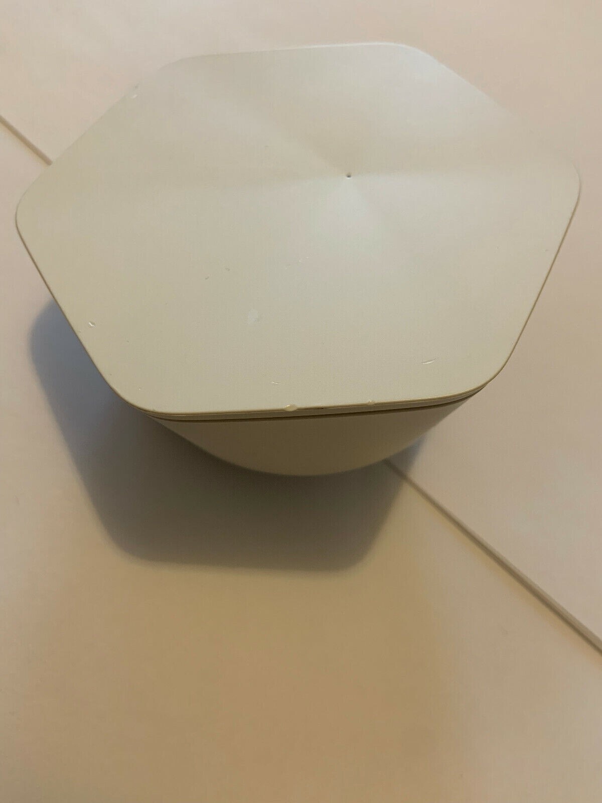 Xfinity Xfi Pod Wifi Extender 2nd Gen XE2-SG – 1 Pod Only – Refurbished