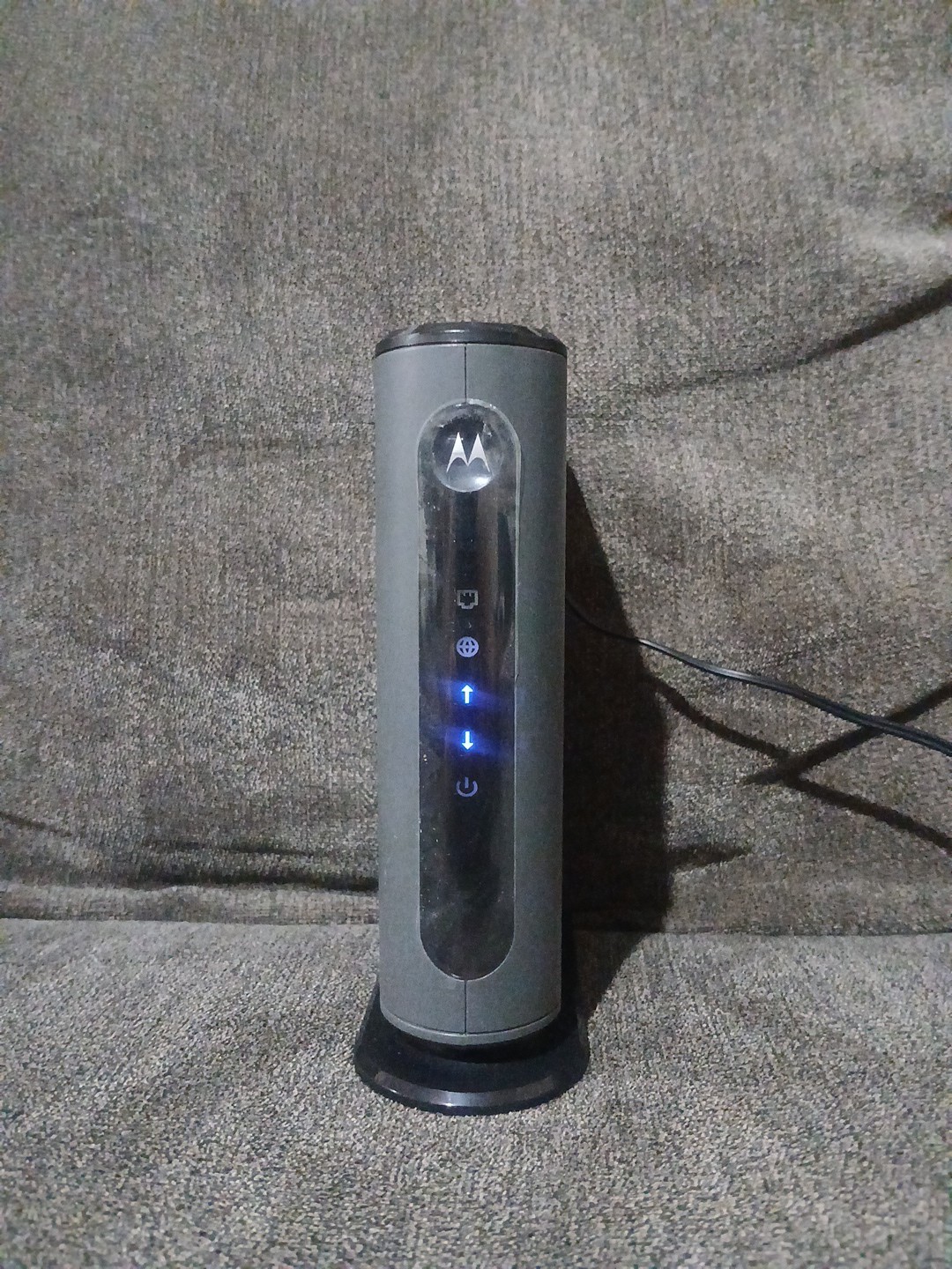 Motorola MB87220 DOCSIS 3.0 Multi-Gig Cable Modem W/ Power Supply ~ TESTED