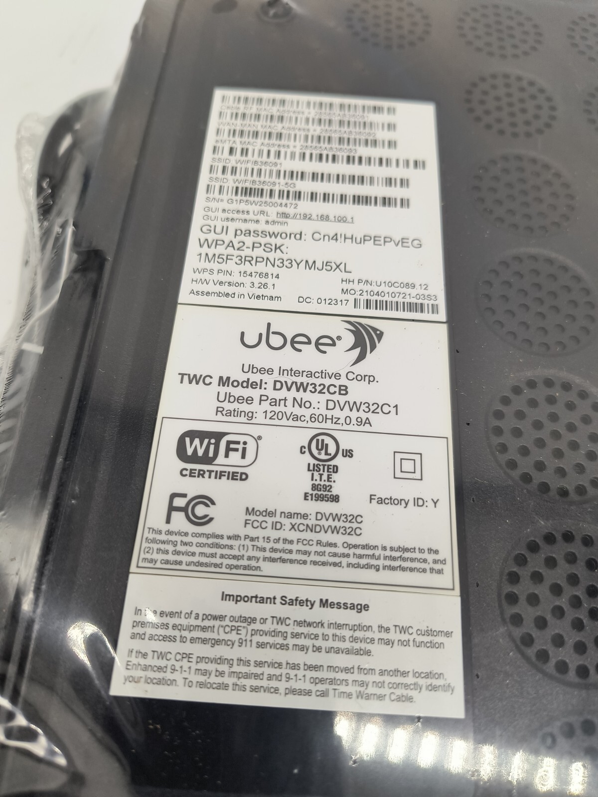 NEW Ubee DVW32CB Wireless Voice MODEM and ROUTER FACTORY SEALED