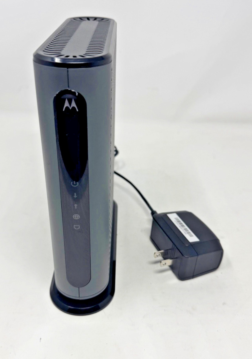 Motorola MB8611 DOCSIS 3.1 Cable Modem 1 Gbps 2.5G Ethernet