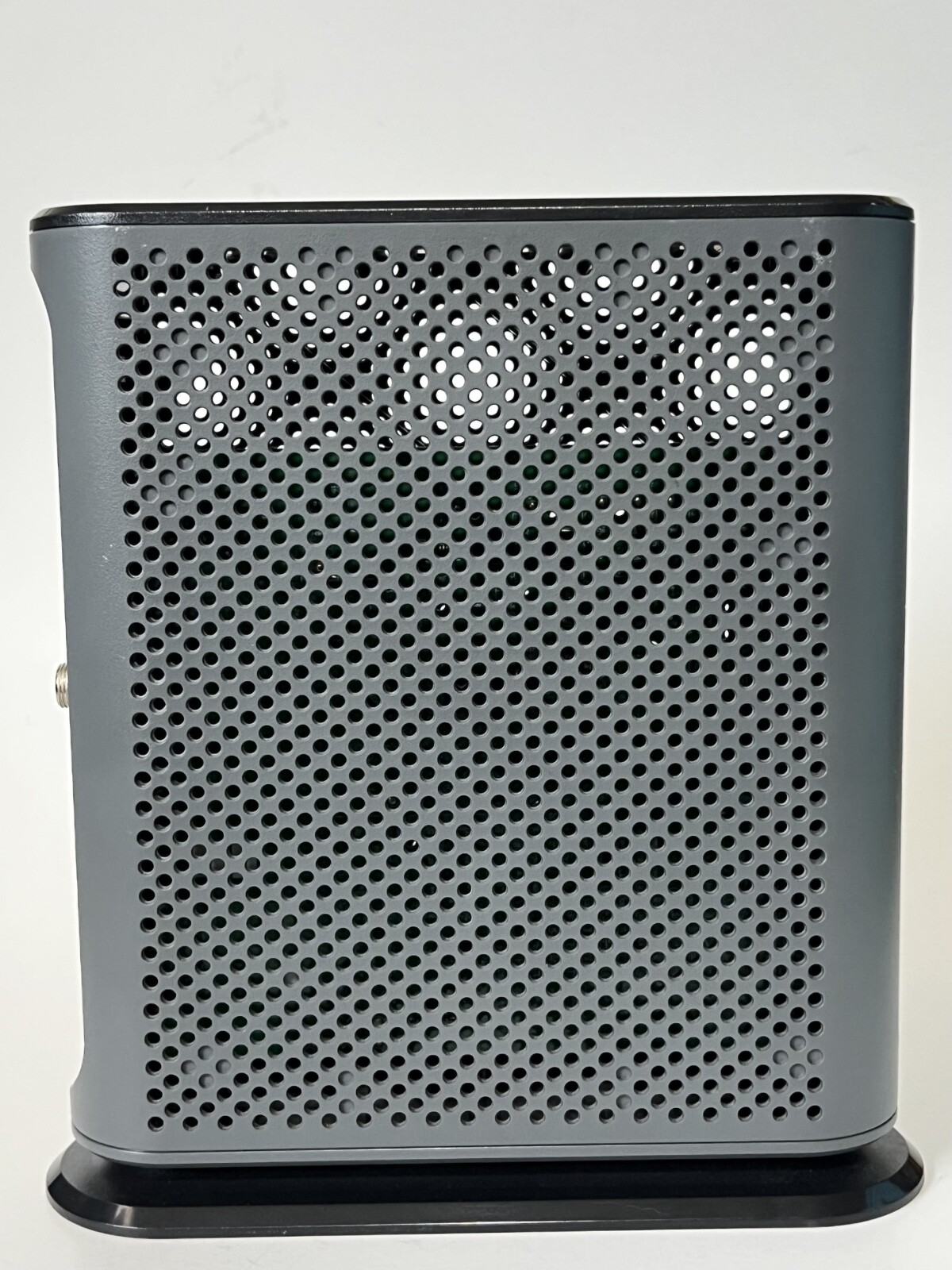 Motorola MB7621 Cable Modem, Works with Any Wi-Fi Router, Most Providers