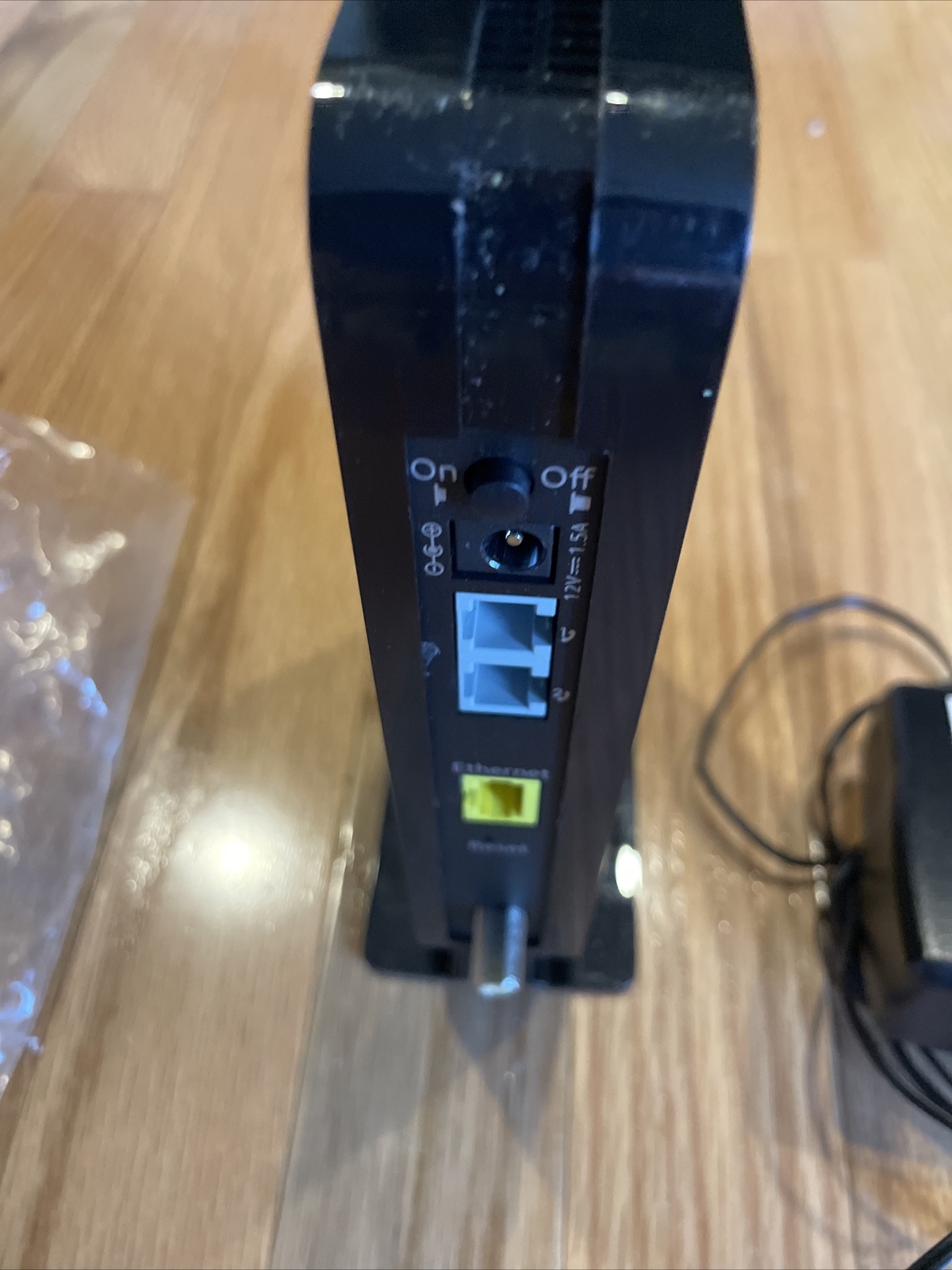 NETGEAR CM500V Cable Modem DOCSIS 3.0 Voice for Optimum, Xfinity, Cox, Spectrum