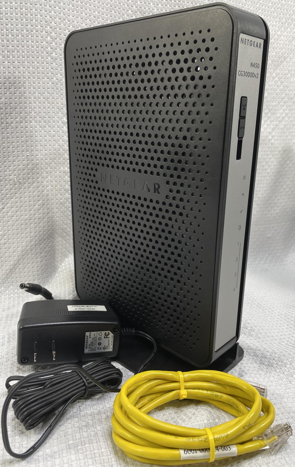 Netgear N450 CG3000Dv2 DOCSIS 3.0 Wireless Cable Modem/Router + Power Adapter