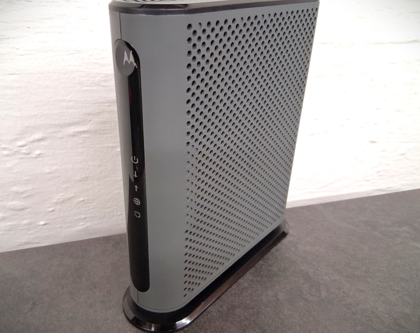 Motorola MB 7621 Cable Modem 24×8 DOCSIS 3.0