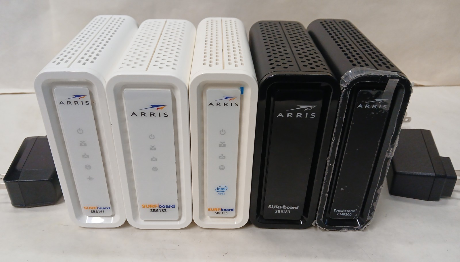 Lot (5) Arris Touchtone/Surfboard SB6183 SB6141 SB6190 CM8200A 3.1 Cable Modem