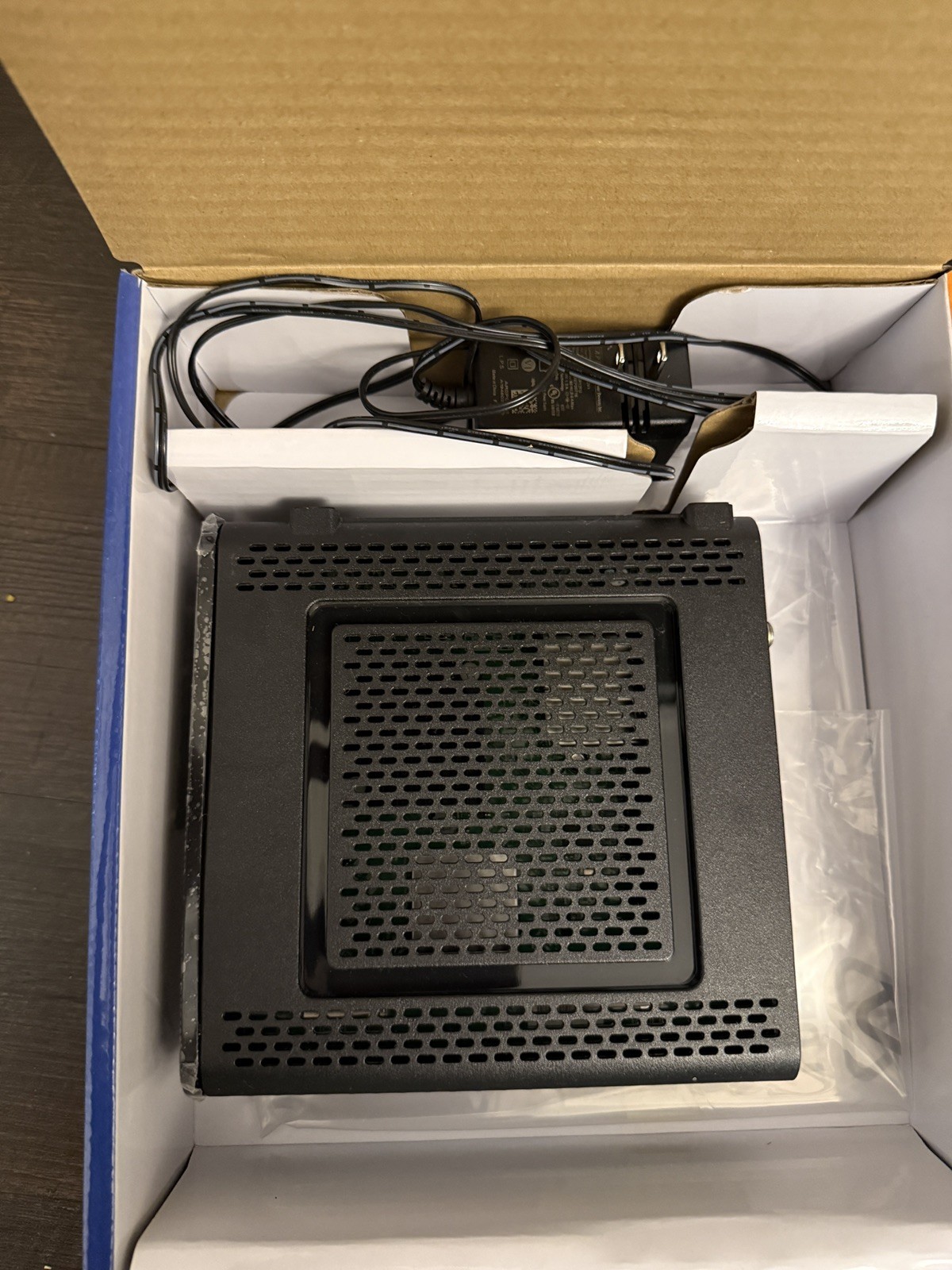 ARRIS SURFboard G36 DOCSIS 3.1 Wi-Fi 6 Cable Modem & AX3000 Wi-Fi Router
