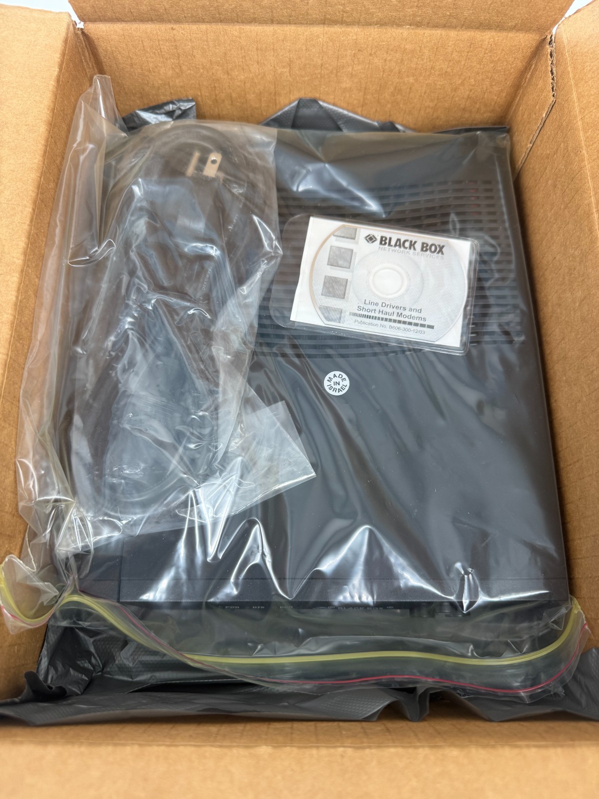 Black Box ME270A-R3 Line Drivers & Short Haul Modems S/N 425007010