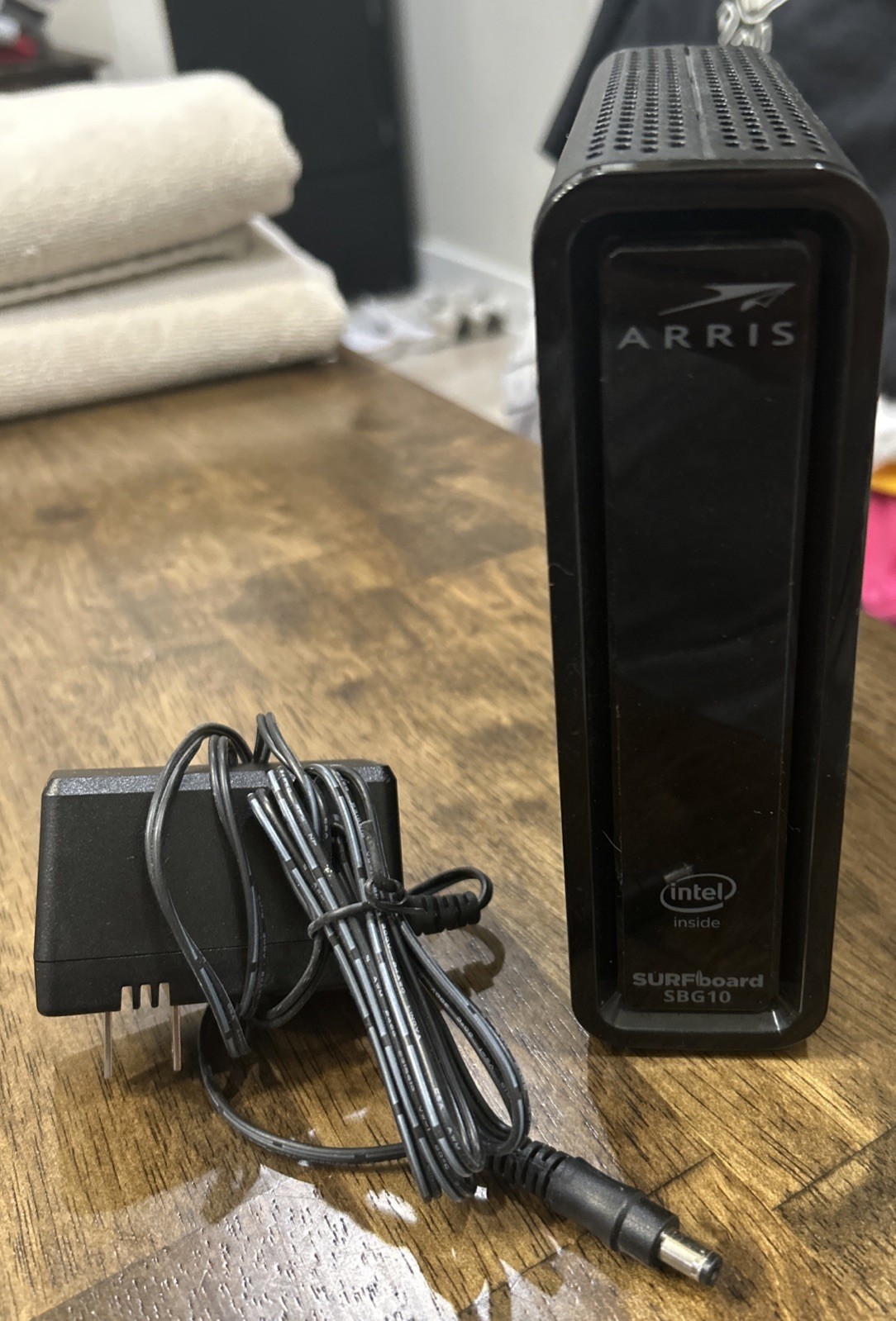 ARRIS Surfboard SBG10 Wi-Fi Cable Modem 16×4 DOCSIS 3.0 Tested