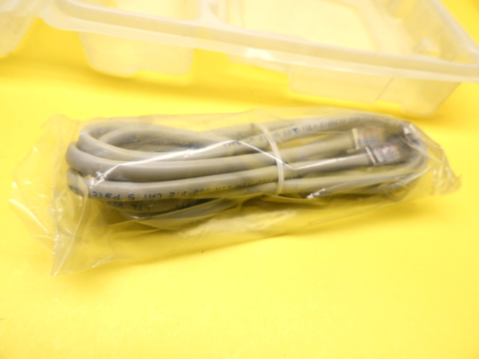 MOTORLA MODEL SB5120 SURFBOARD INTERNET CABLE MODEM COMCAST XFINITY 2002 BOXED