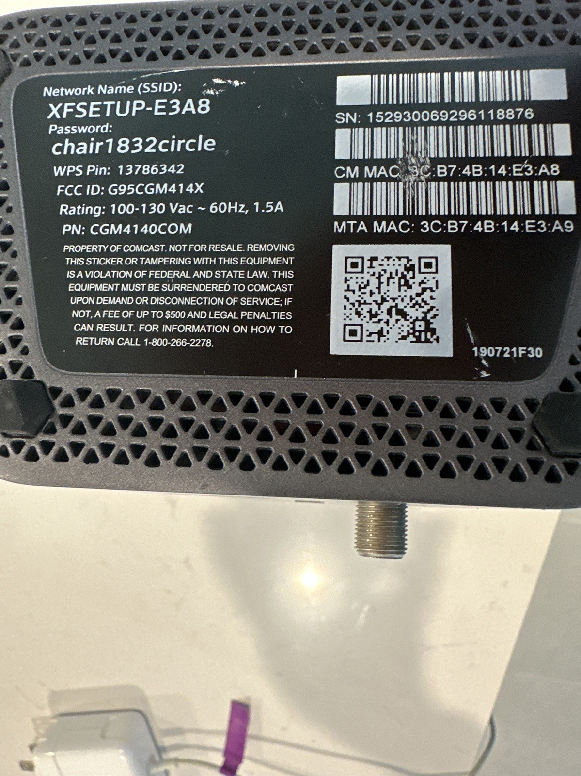 XFINITY Comcast XB6-T WiFi Router and Modem *PARTS ONLY*