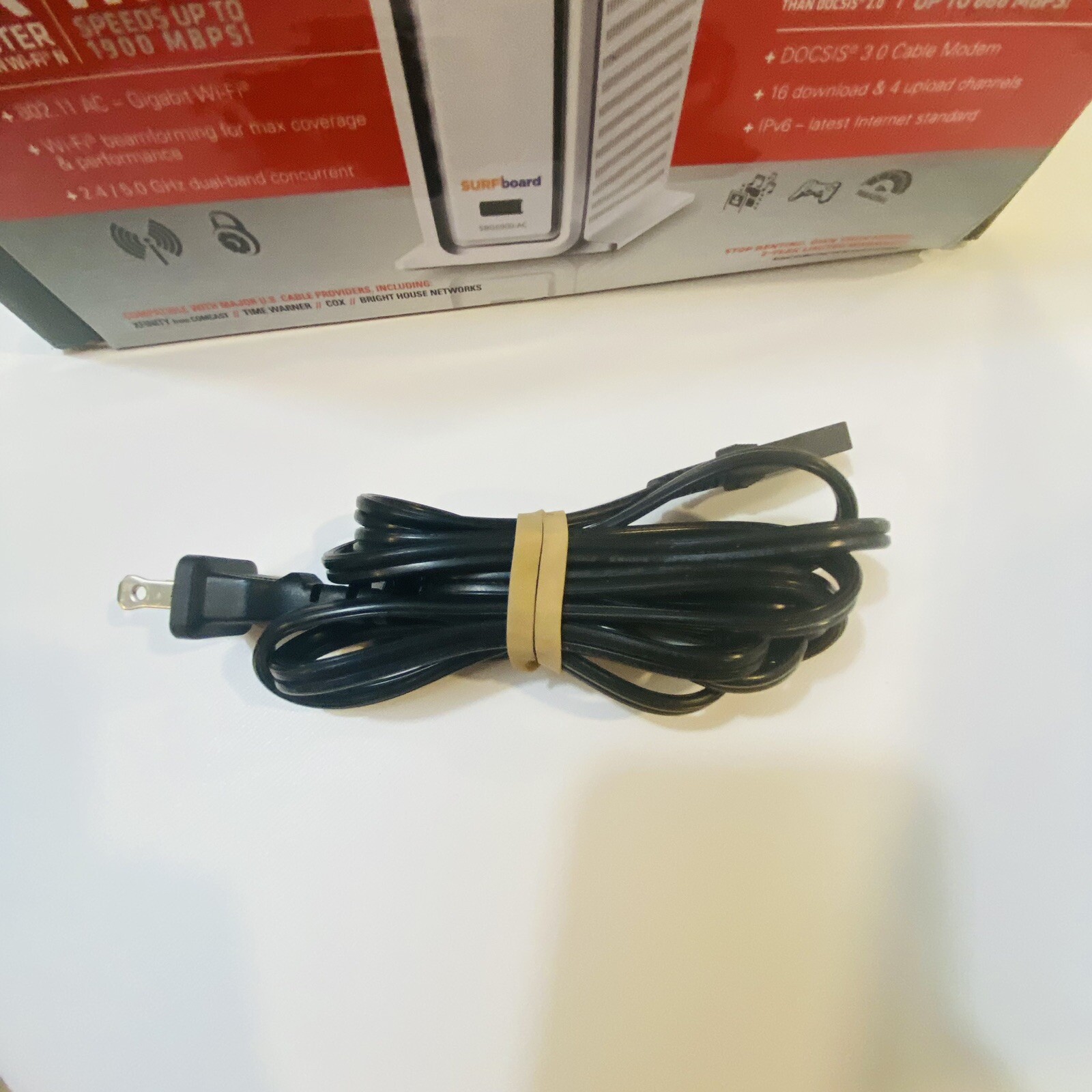 ARRIS SURFboard SBG6900AC Docsis 3.0 16×4 Cable Modem & AC1900 Wi-Fi Router