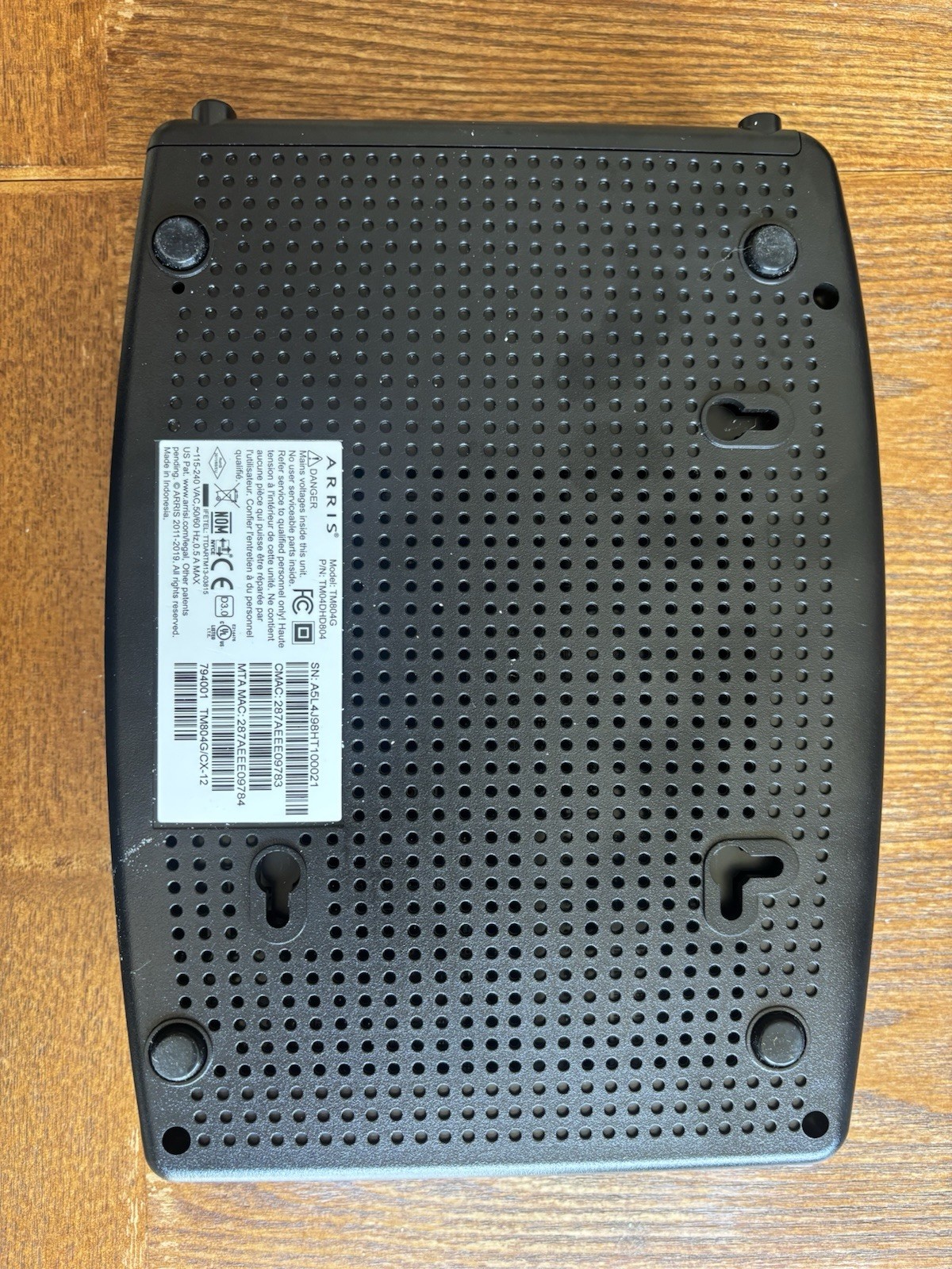 ARRIS Touchstone TM804G DOCSIS 3.0 Internet& Telephone Modem – Used