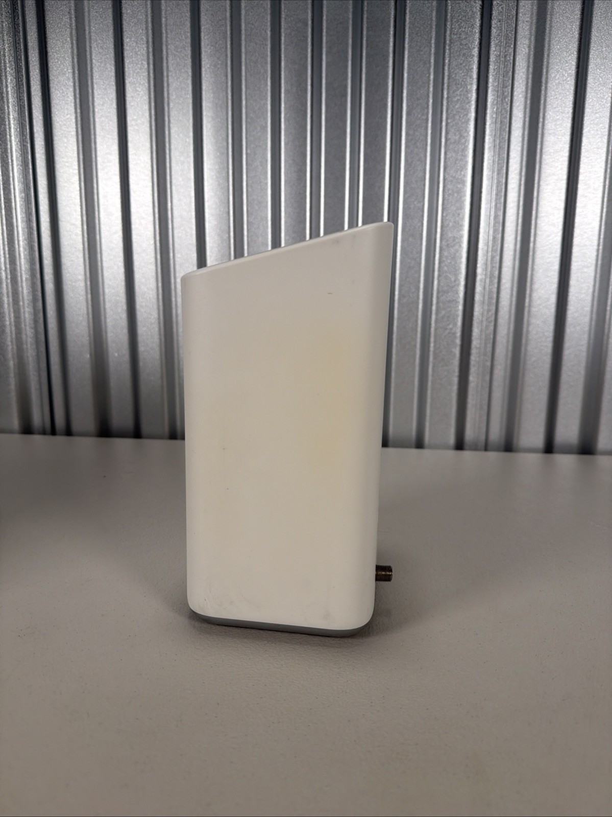 Comcast Xfinity XB7-T GIGABIT Modem WiFi Router No Power Cord – UNTESTED