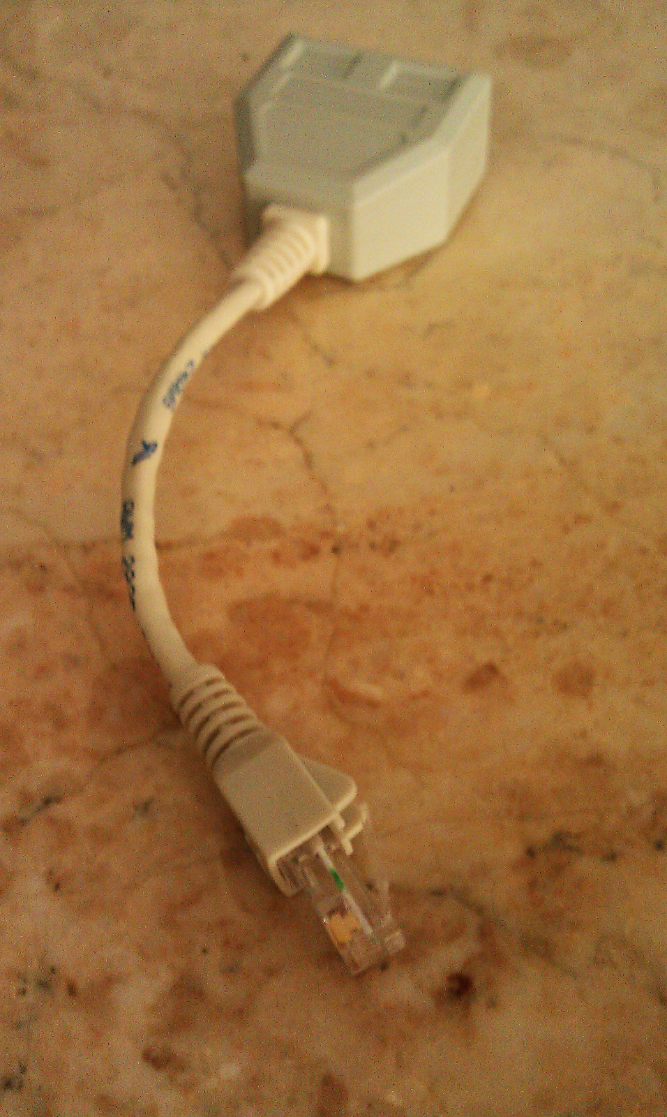 1- T-ADAPTER MAU07 Ethernet (RJ-45) PLUG 1 JACK – 2 JACK *NEW*