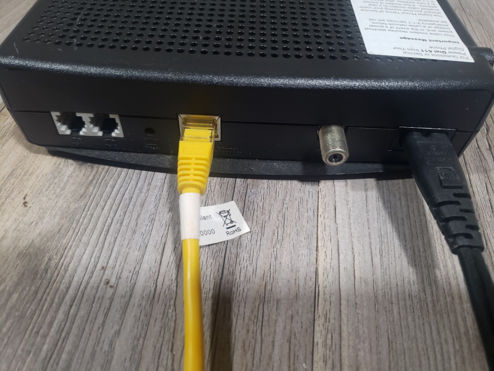 Arris TM1602 Cable Modem DOCSIS With Power Cord and Ethernet Cable