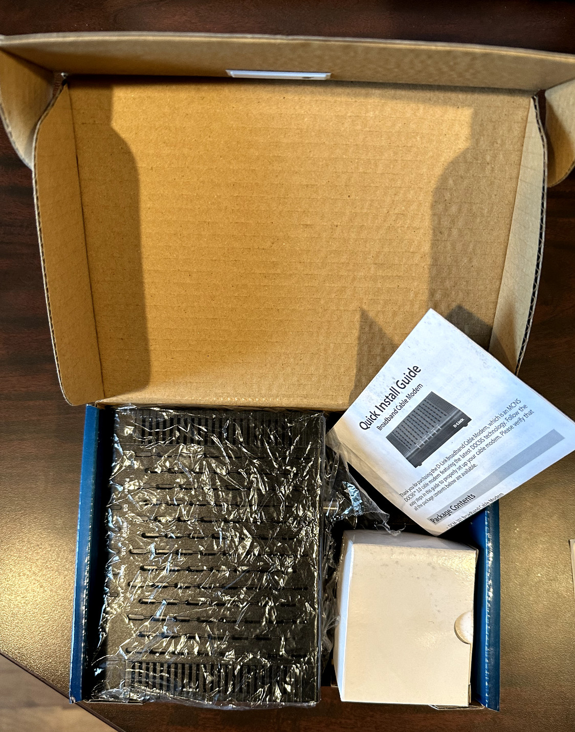 D-Link DOCSIS 3.0 Cable Modem (DLink DCM-301 / DCM301). EXCELLENT COND FREE SHIP