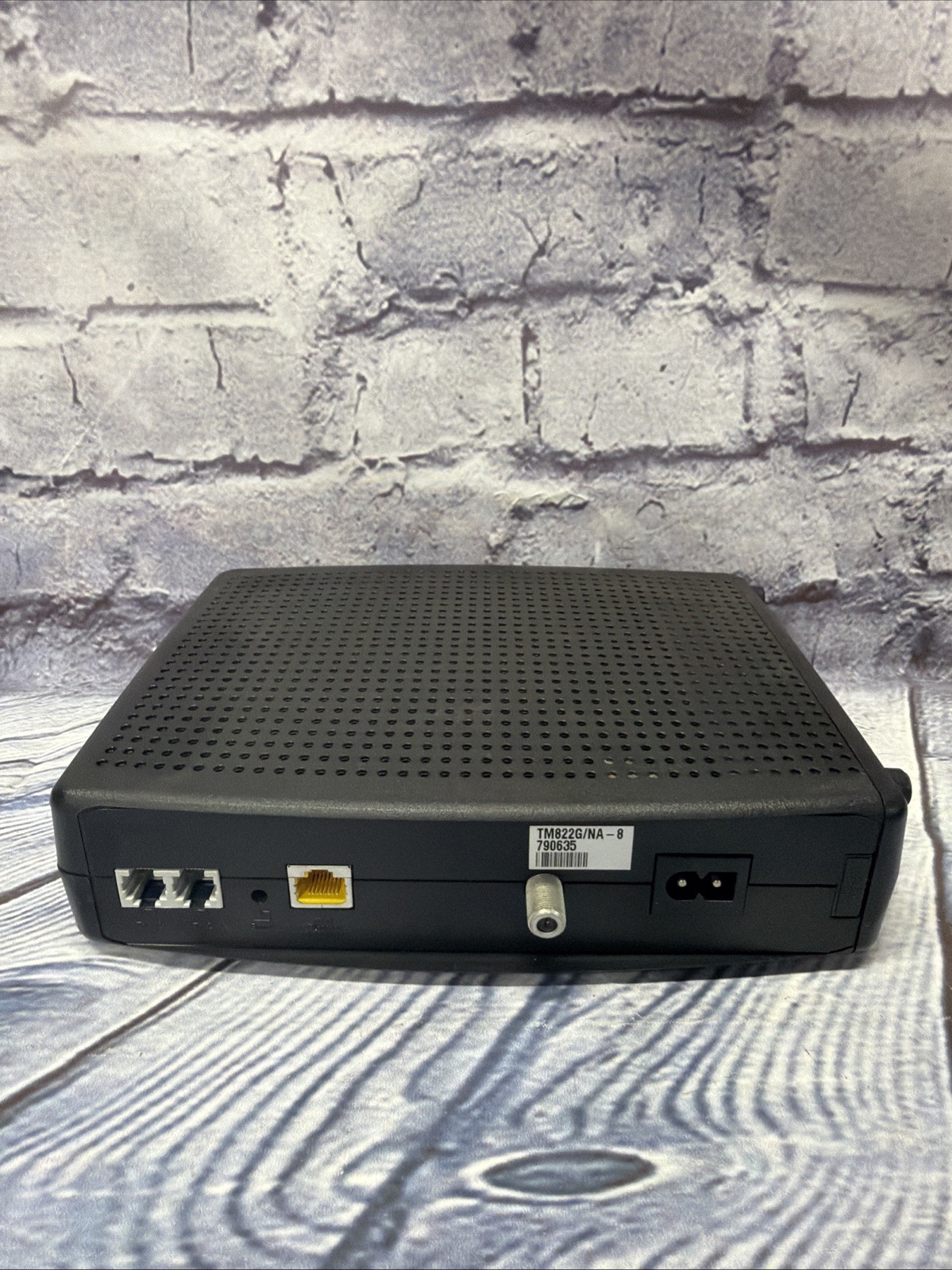 Arris TM822A Cable Modem Telephony Modem Internet – No Power Source