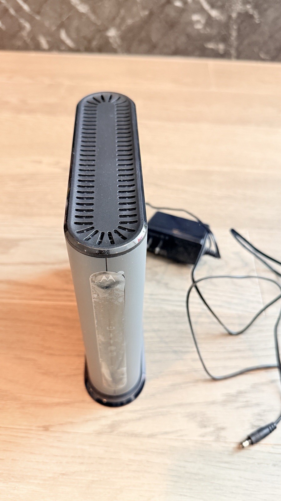 Motorola MB8600 DOCSIS 3.1 Cable Modem, Gigabit Ethernet, Comcast, Adapter
