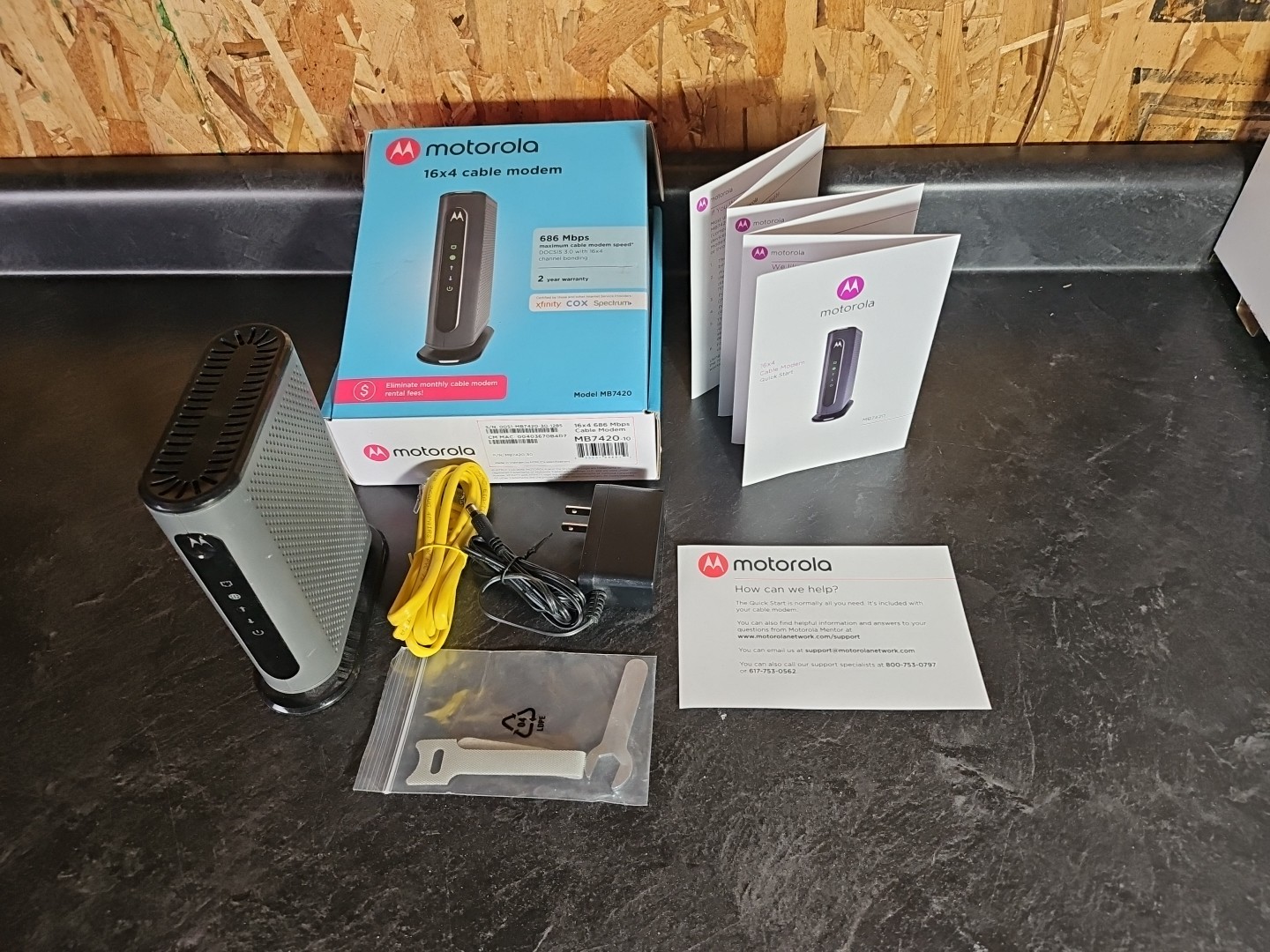 Motorola 16×4 Cable Modem 686 Mbps MB7420-10