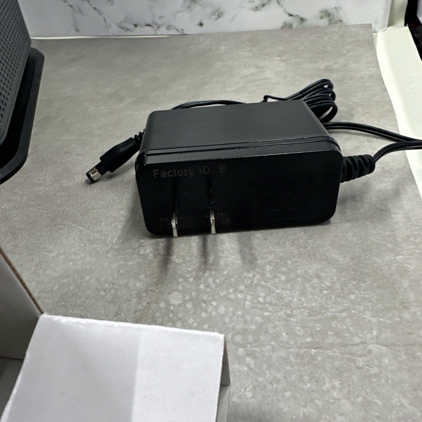 Motorola MG7540-10 16×4 Cable Modem – Black