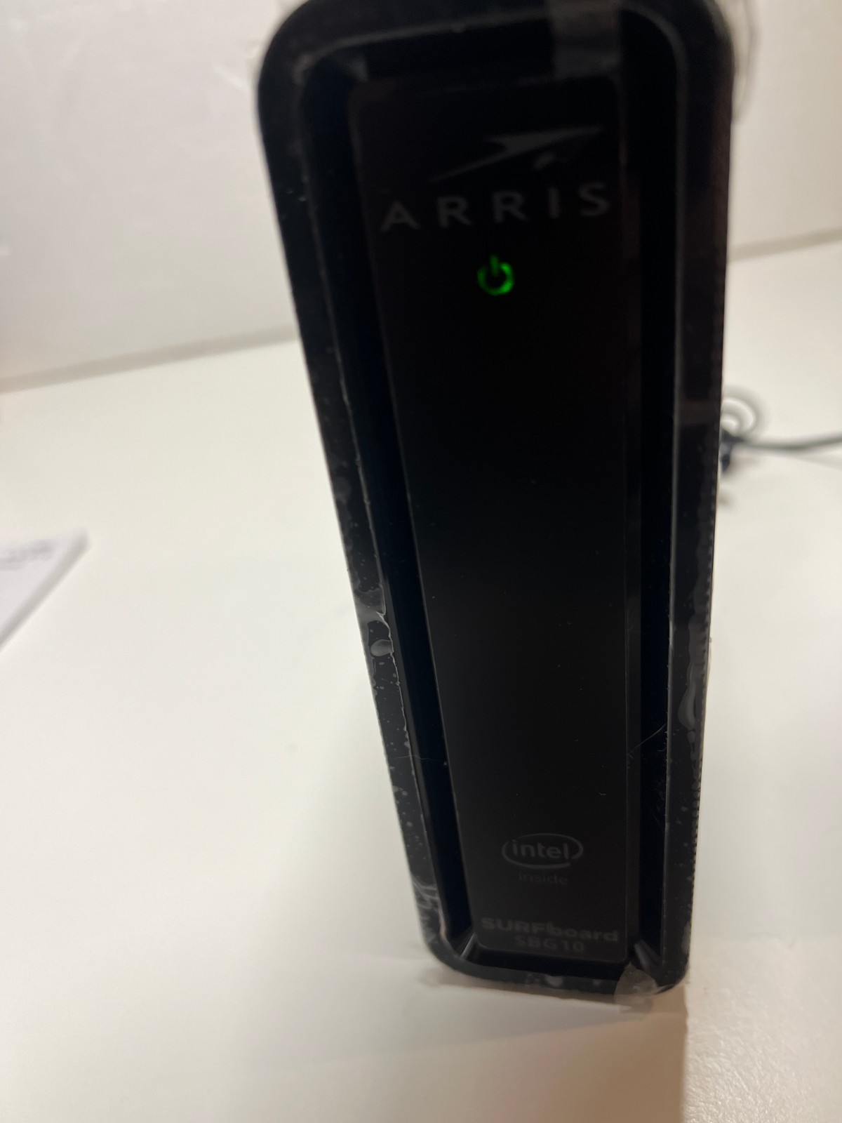 Arris SURFboard SBG10 Wireless Router – Cable Modem 2-Port Switch – 1GbE – WiFi5