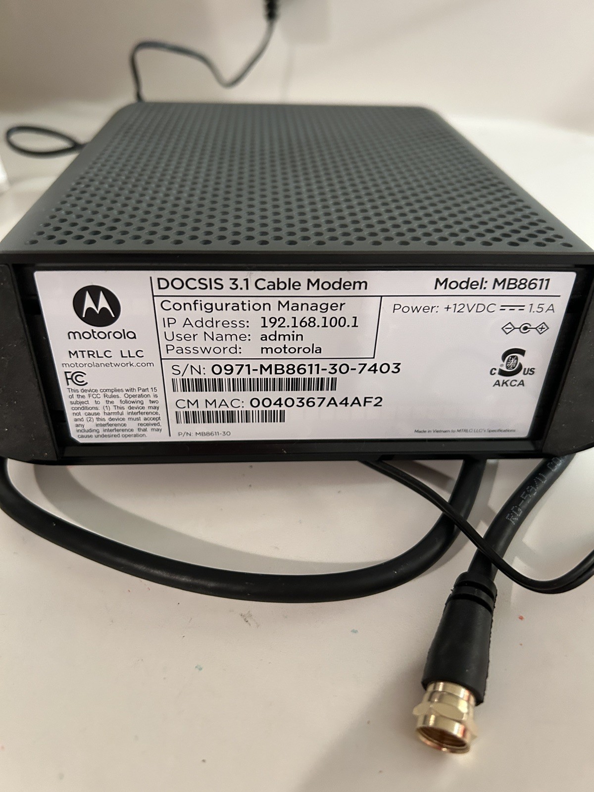 Motorola 24×8 Cable Modem – Model MB7621 DOCSIS 3.0 w/ power adaptor and coax