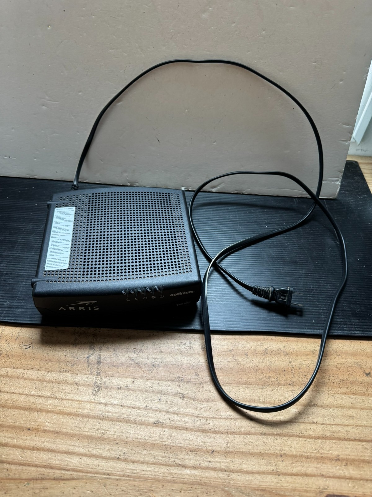 Arris TM1602A Optimum DOCSIS 3.0 Series Cable Modem