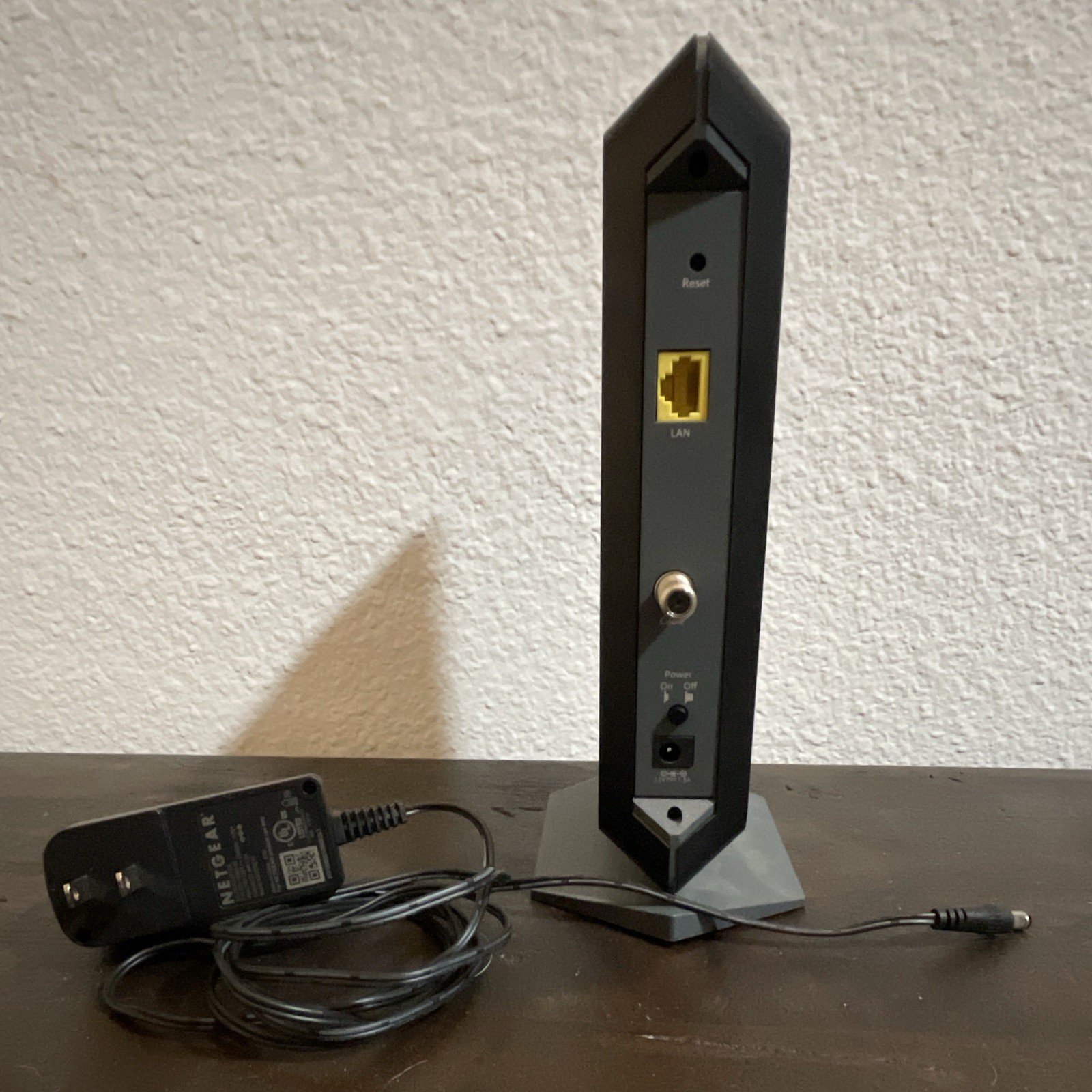 NETGEAR CM1000v2 DOCSIS 3.1 Cable Modem 1Gbps