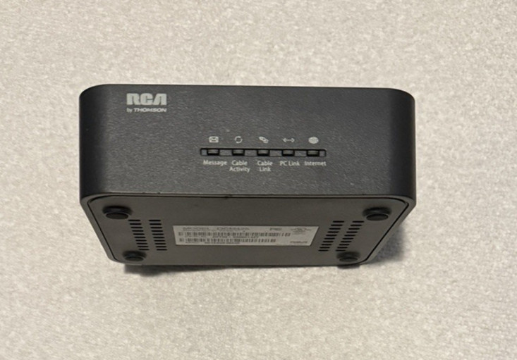RCA DCM425 Digital Broadband Cable Modem with power cord