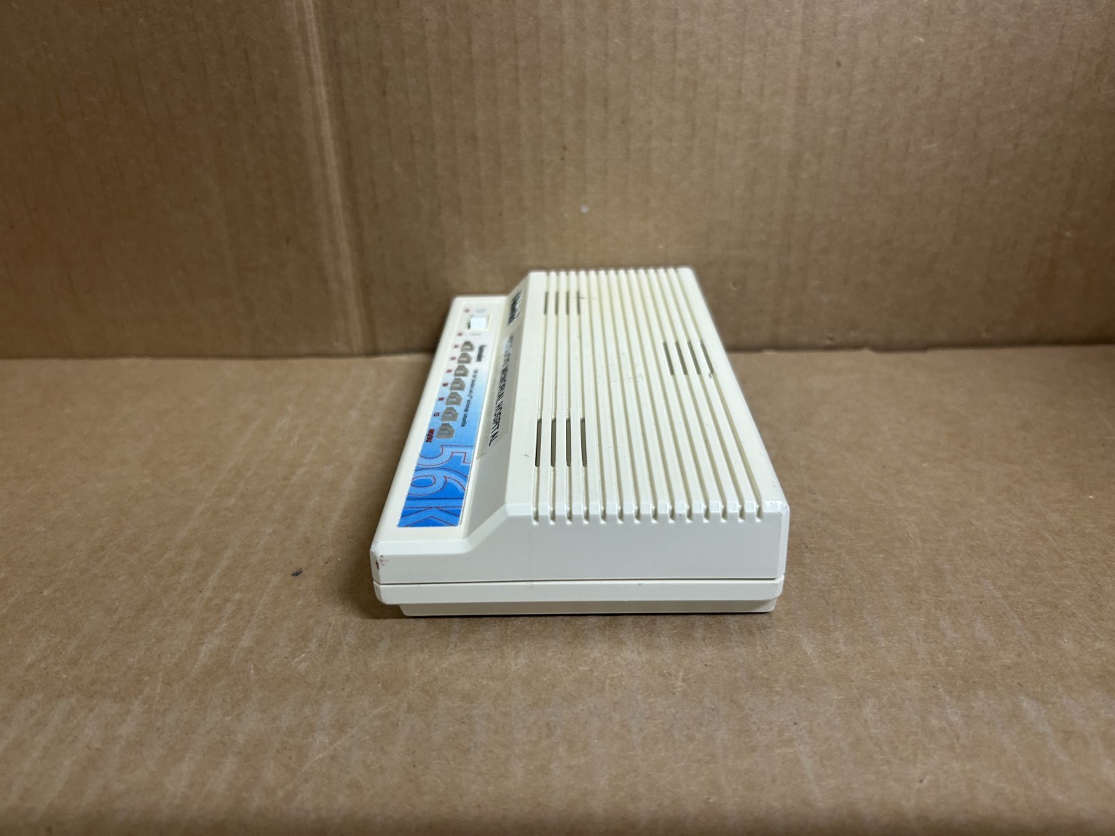 USRobotics Model 0701 Faxmodem V.90 56K Standard and x2 Technology Compatible