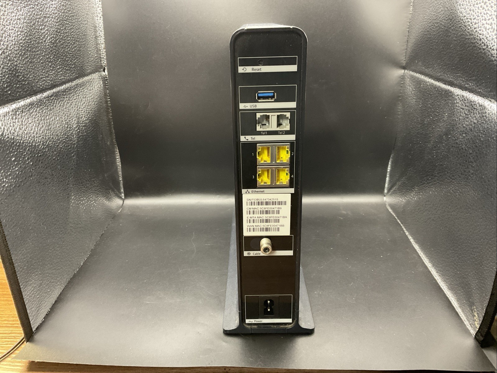 Arris Touchstone TG2472 Cable Voice gateway Modem 24×8 DOCSIS 3.0 Gateway.