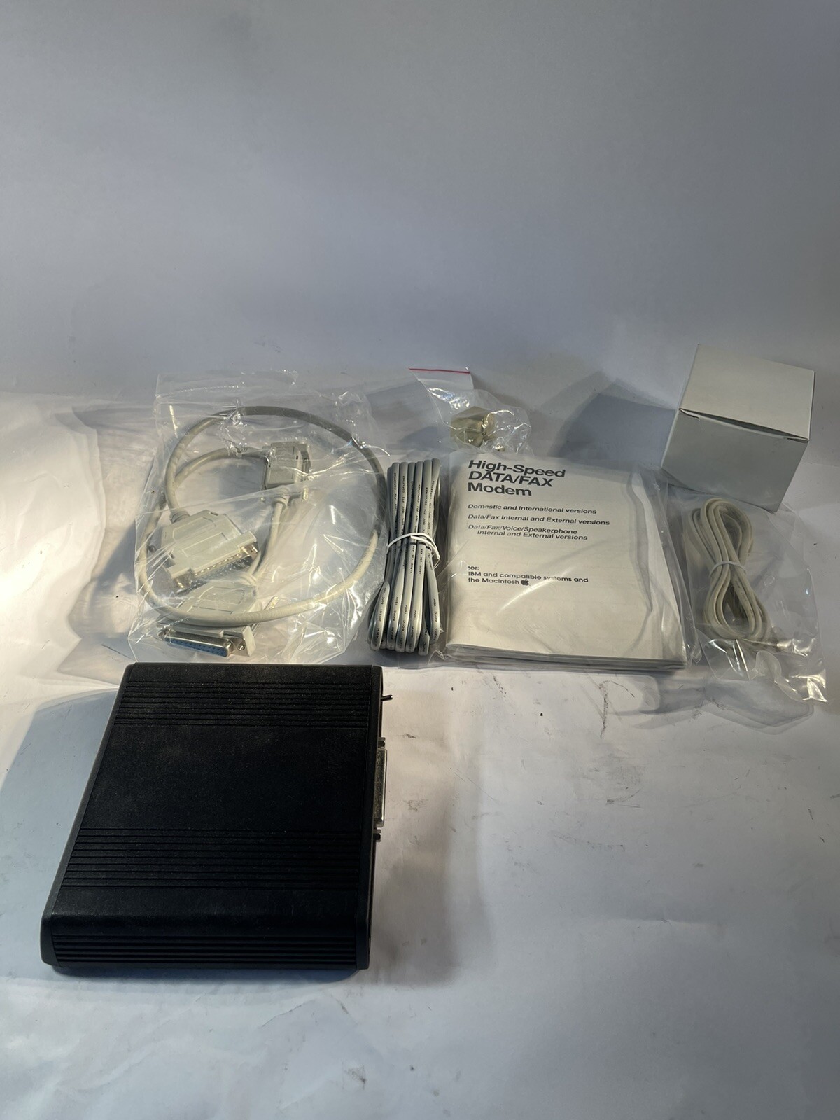 Bocamodem MV.34xx 33,600bps Data Fax Modem w/ Accessories