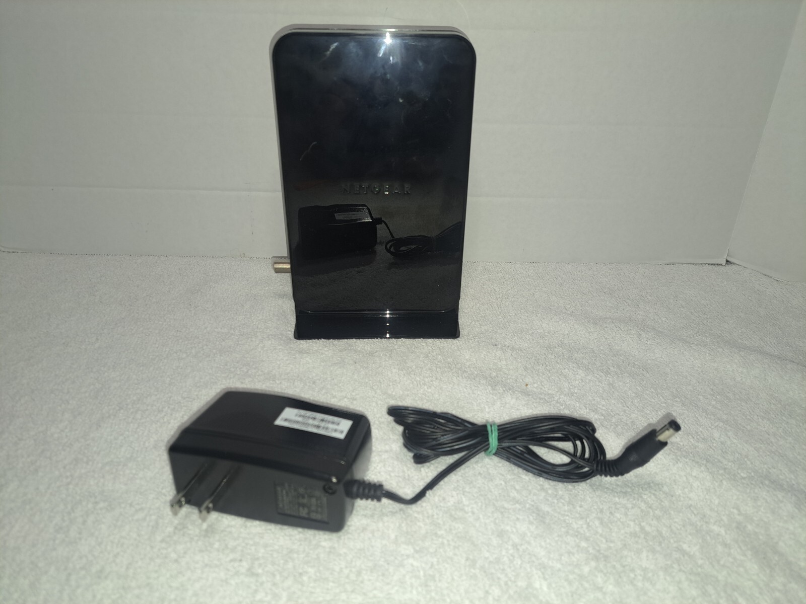 NETGEAR CM500 Networking (CM500100NAS) Cable Modem 680 Mbps Tested Working