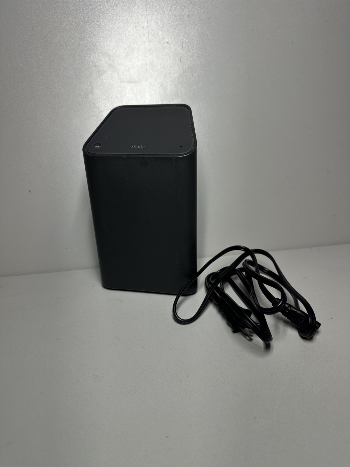 Xfinity XB-6T Gateway WiFi Router with Power Cord