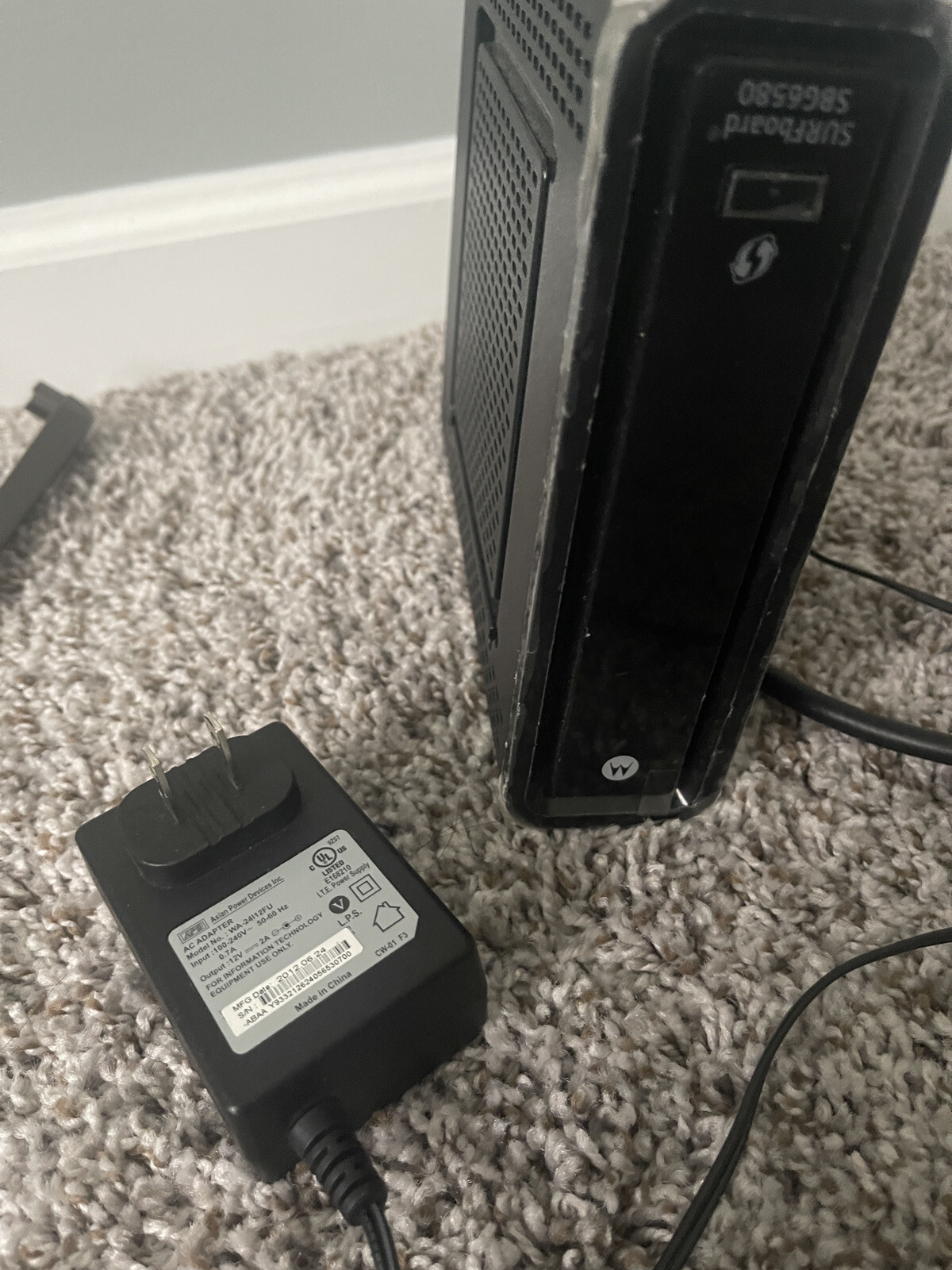 Motorola SBG6580 Wireless Cable Modem Router Internet WiFi Comcast Xfinity COX