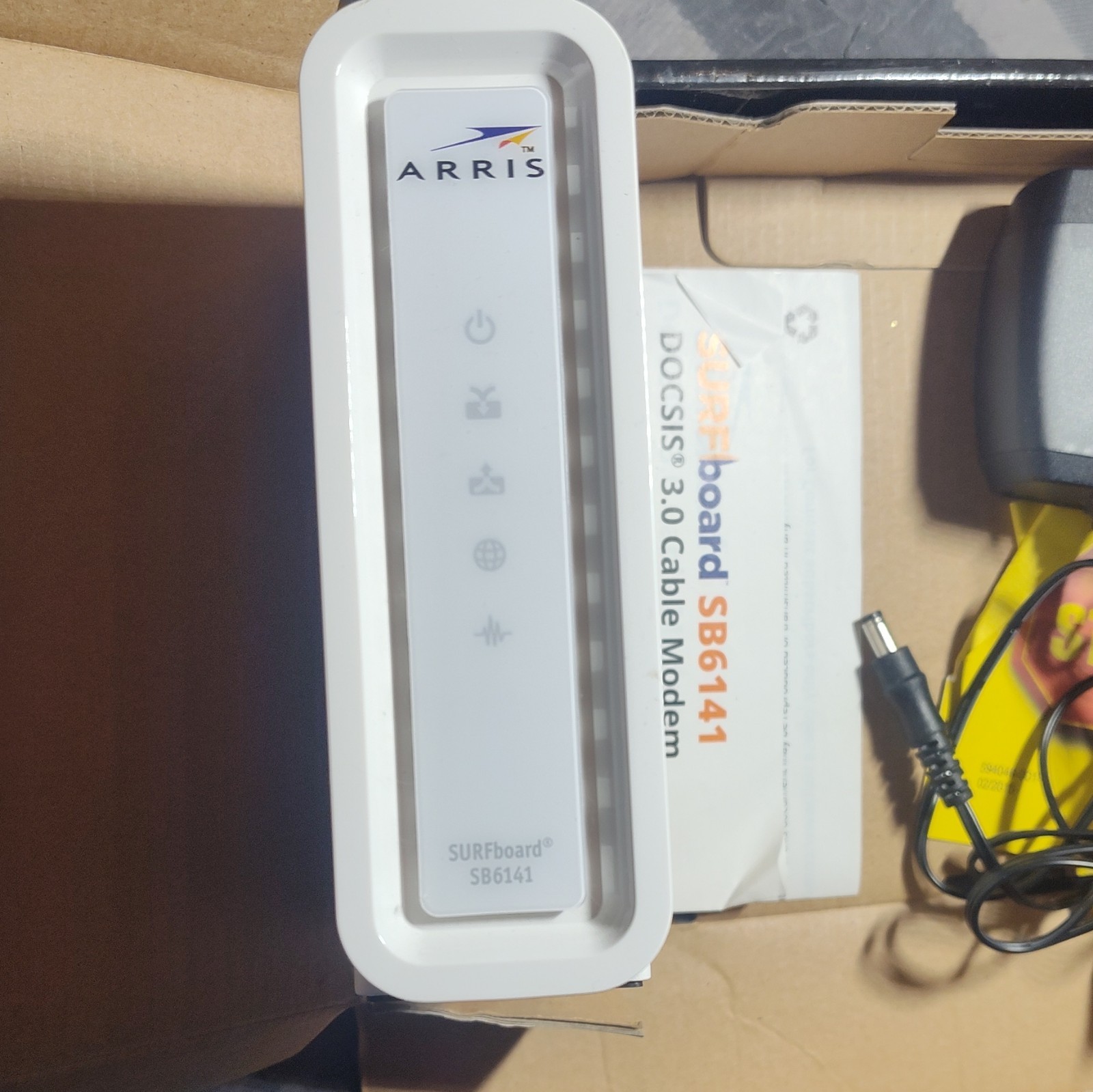 Motorola ARRIS SURFboard SB6141 3.0 Cable Modem 400 Series –