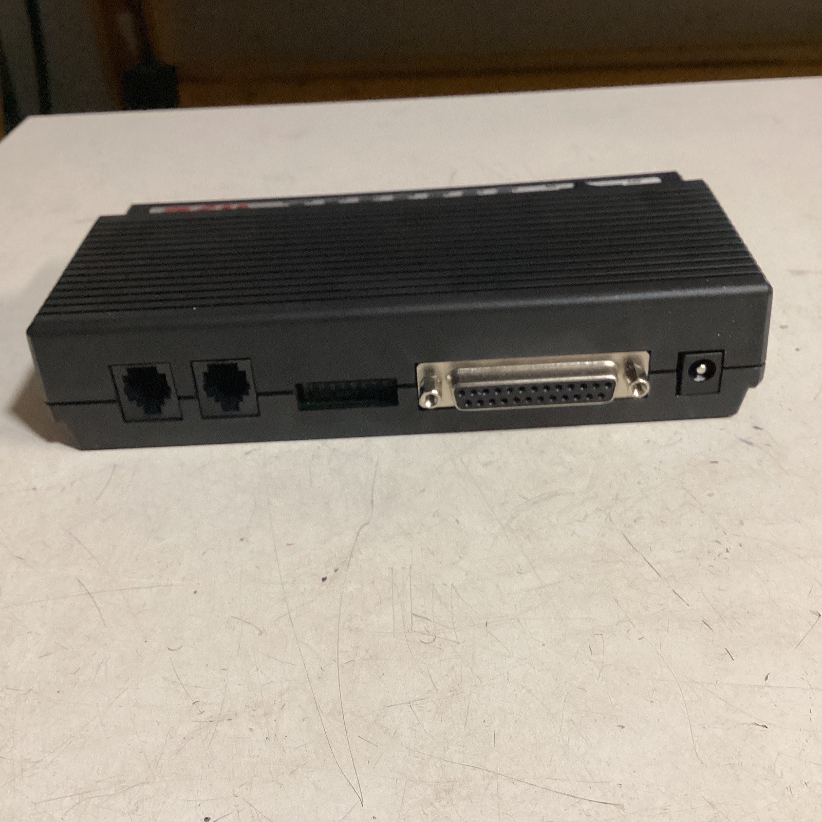 U.S. Robotics USR5686G V.92 Serial Controller Faxmodem 56Kbps RS-232 Serial Port