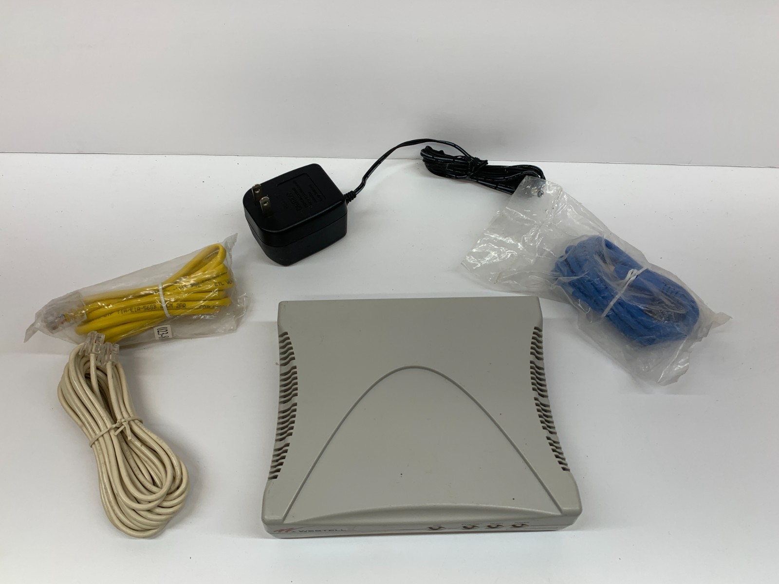 Westell Wirespeed DSL Modem A90-210015-04 Cables and Adaptor For Home or Office