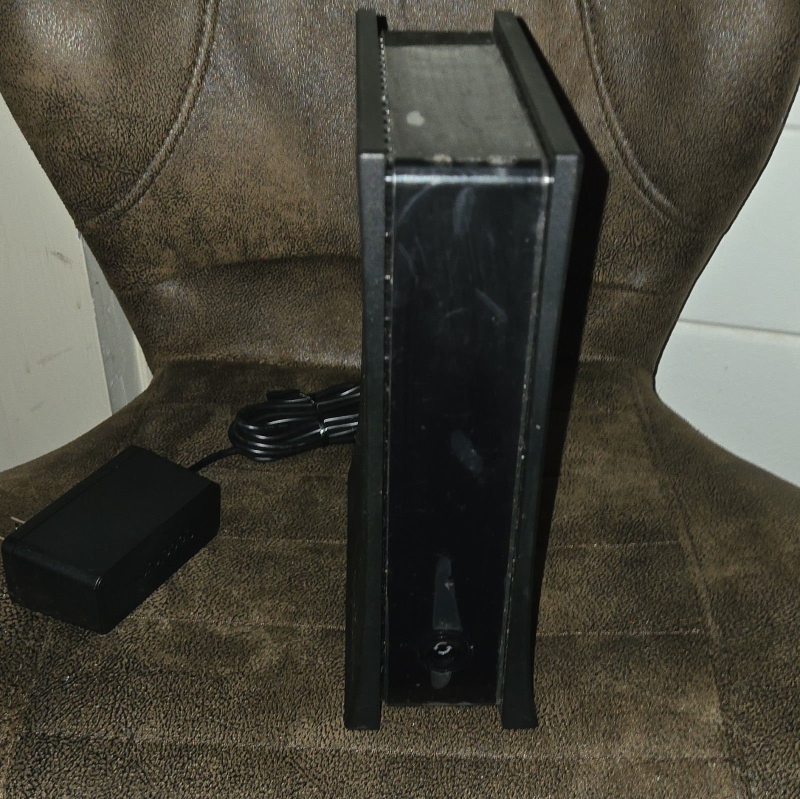 Spectrum ES2251 DOCSIS 3.1 eMTA Cable Modem 2.5 Gbps 1-Port Ethernet Black