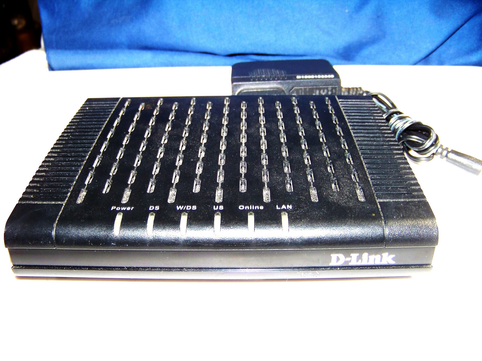 D-Link DCM-301 348.16 Mbps Cable Modem – EUC