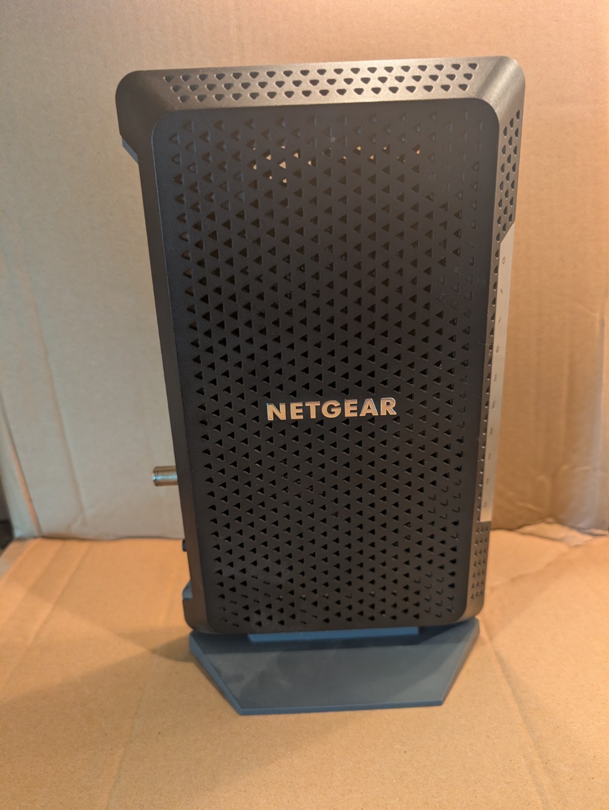 NETGEAR Voice Cable Modem CM1150V