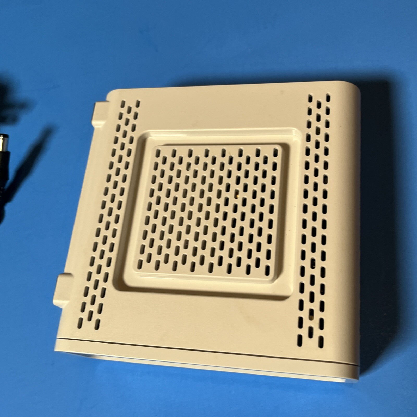 Motorola ARRIS SURFboard SB6141 Docsis 3.0 Cable Modem