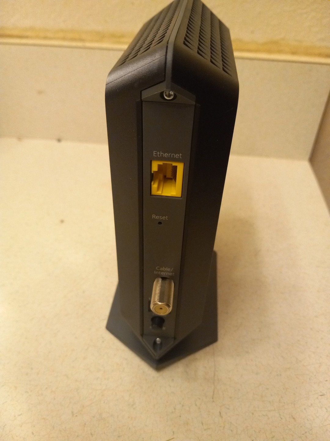 NETGEAR CM700 High-Speed Cable Modem NO Power Cord – Works Great