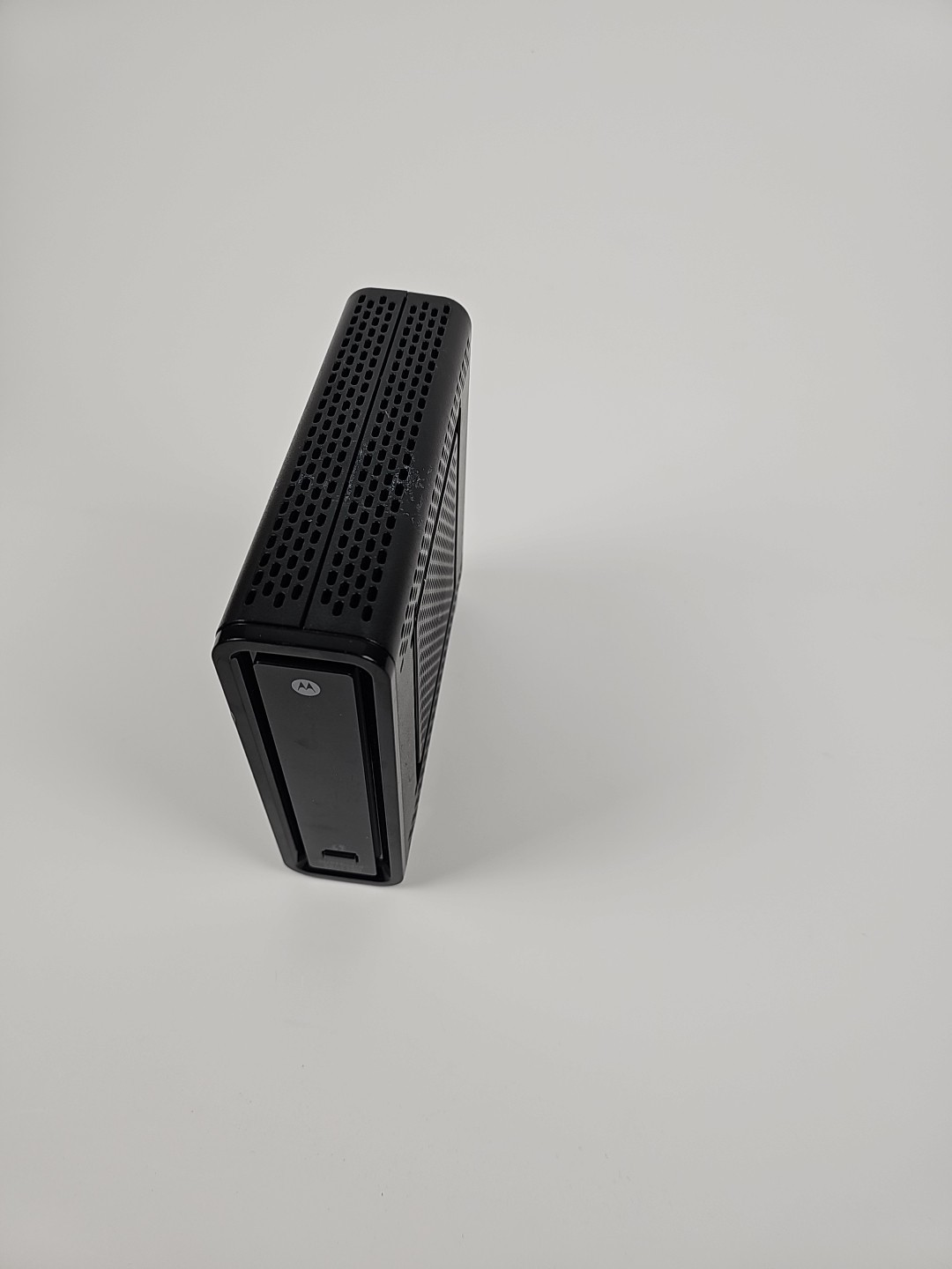 Motorola ARRIS SURFboard SBG6580 DOCSIS 3.0 Cable Modem and Wi-Fi Router