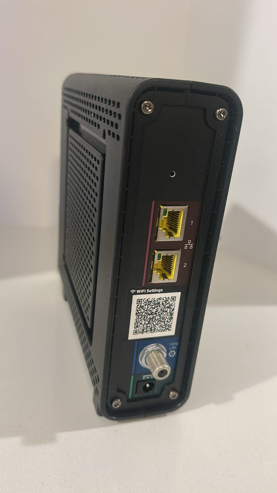 Arris Surfboard 2 Band SBG10 Wi-Fi Internet Cable Router Modem 2.4 and 5 ghz