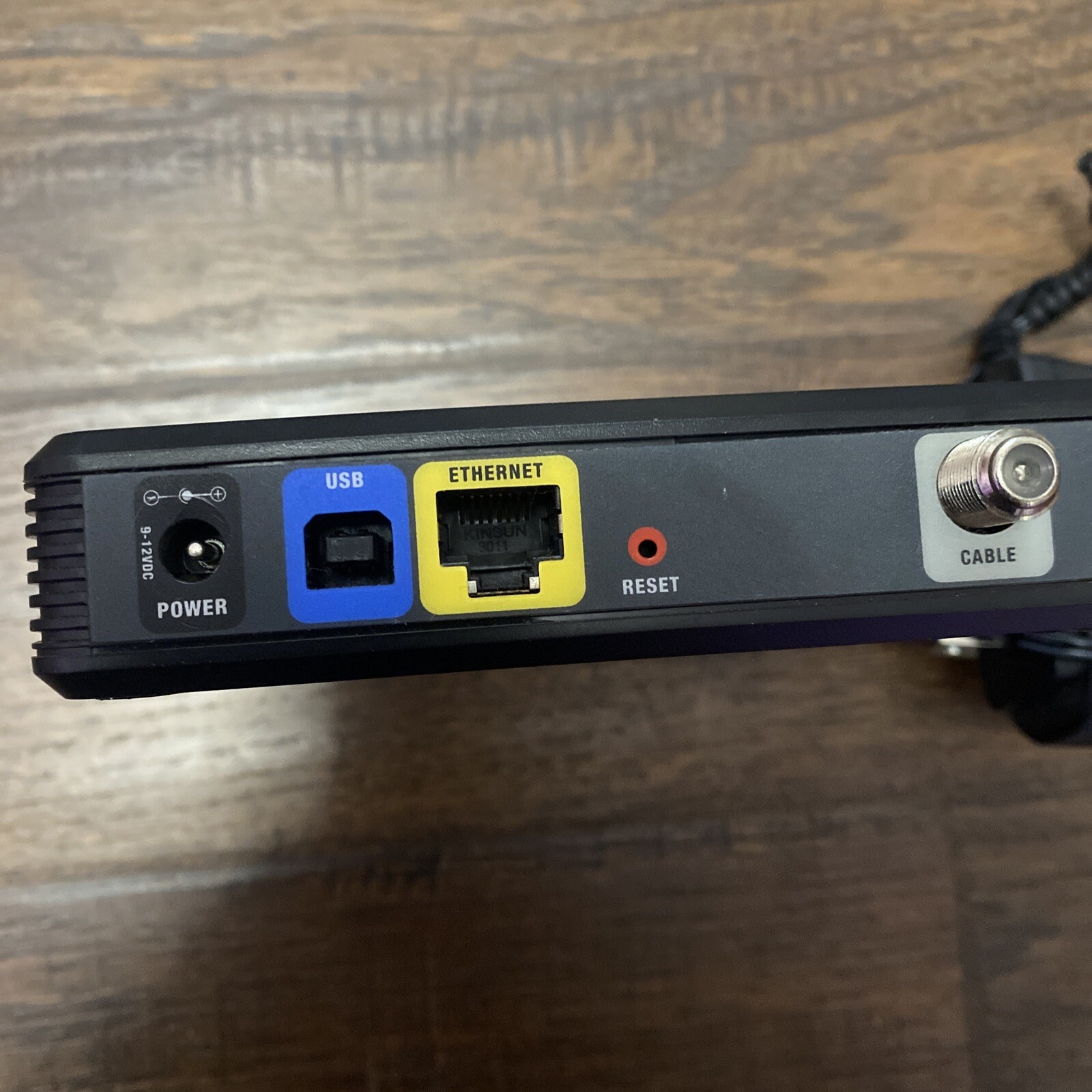 Linksys CM100 100 Mbps Cable Modem with USB, Coax and Ethernet Connections RG-6