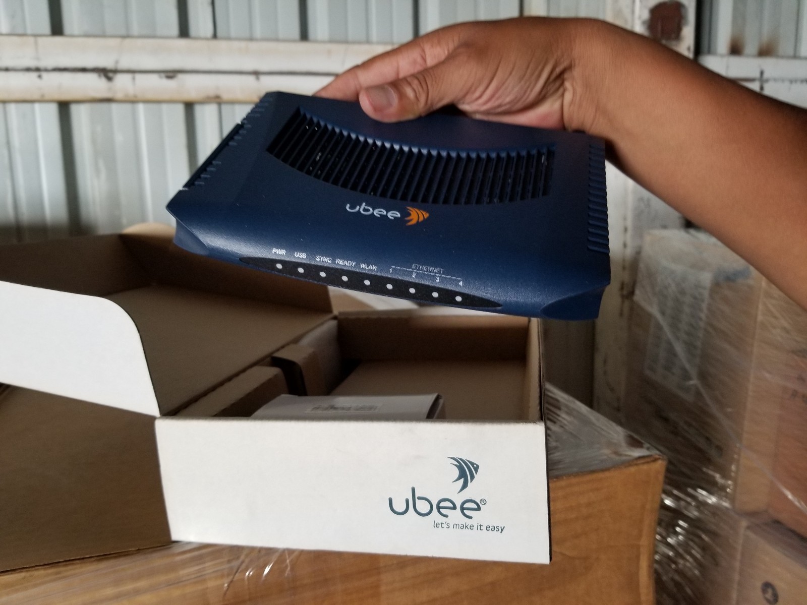 Arris TM602G 652W Gateway Telephony UBEE DDW2600 U10C10018 Cable Modems bulk