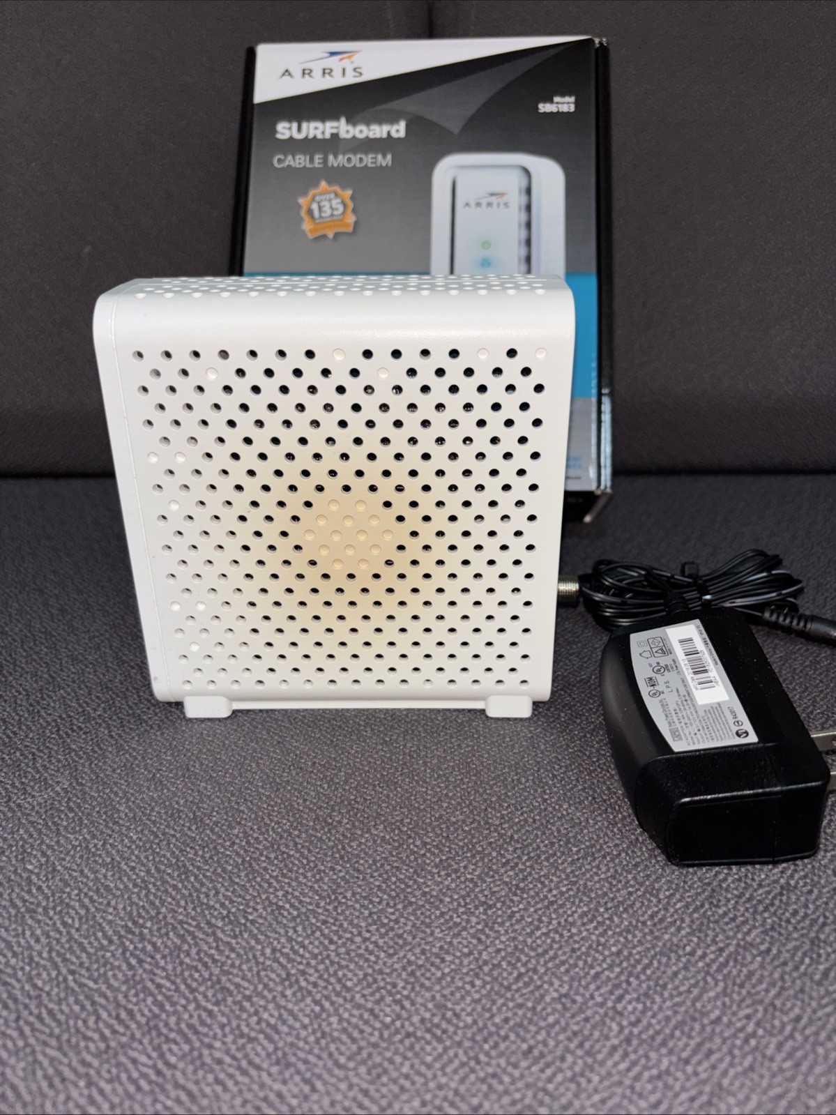 ARRIS SURFboard SB6183 Cable Modem 16×4 Channels DOCSIS 3.0 – white