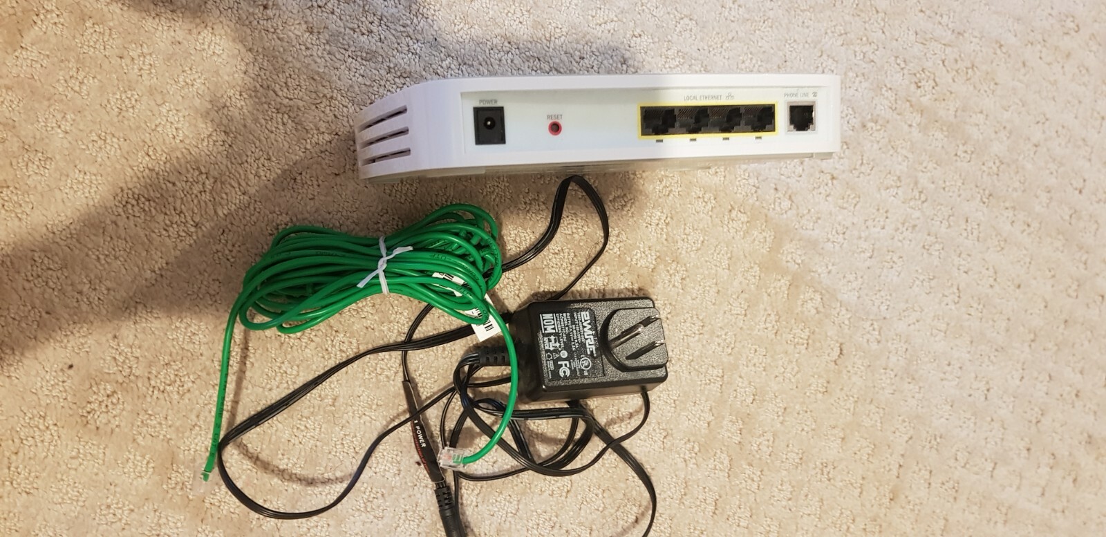 2WIRE 2701HG-B 4-PORT WIRELESS 802.11G ADSL 2/2+ GATEWAY