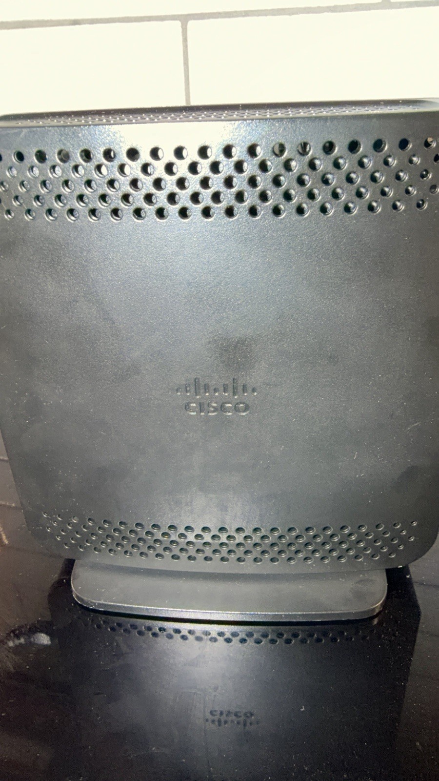 Cisco DPH-154 AT&T MicroCell Network Extender 4G Ethernet RJ-45 Black